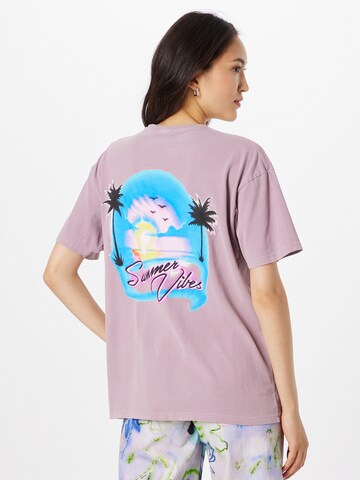 T-shirt Nasty Gal en violet