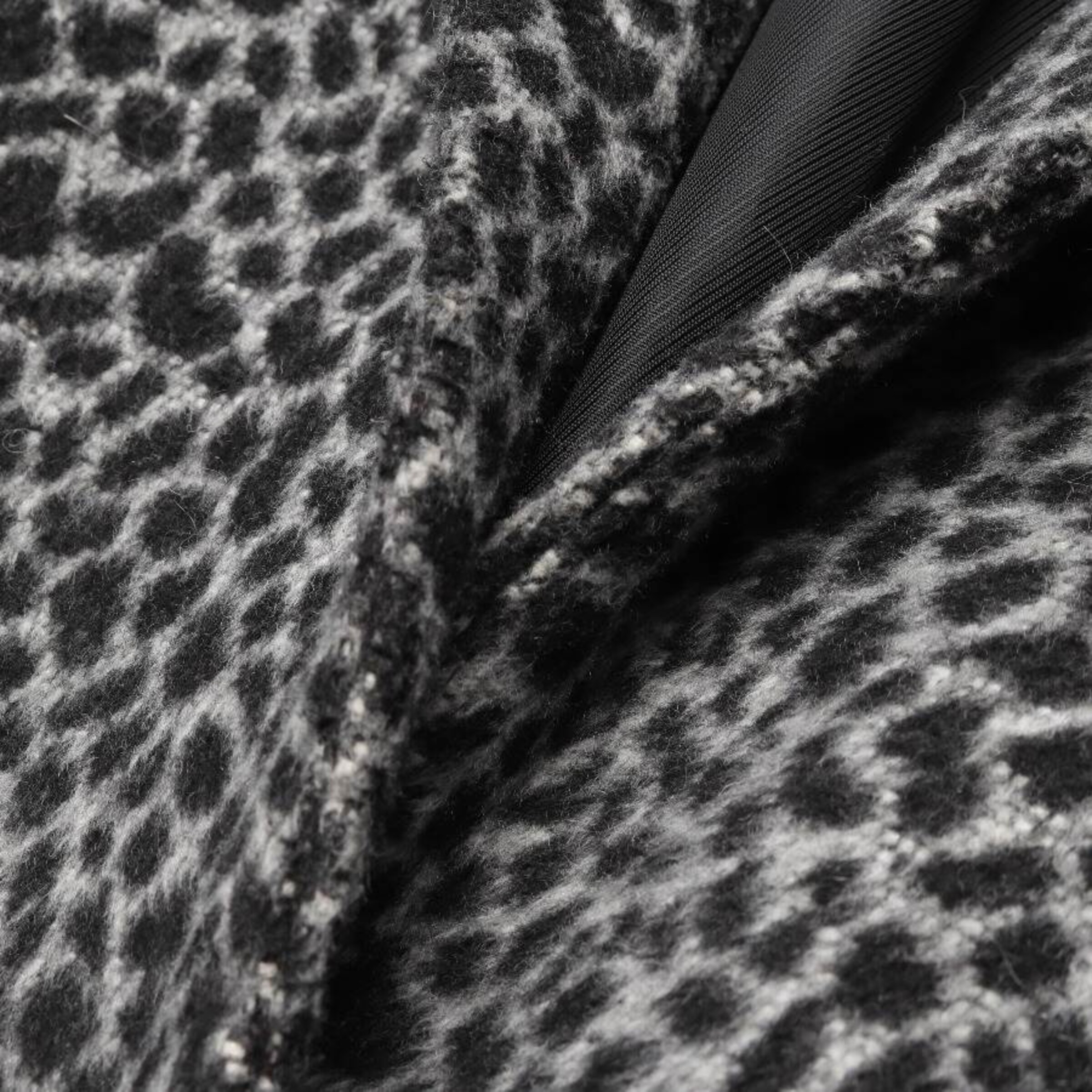 Maje Jacket & Coat in XS in Grey