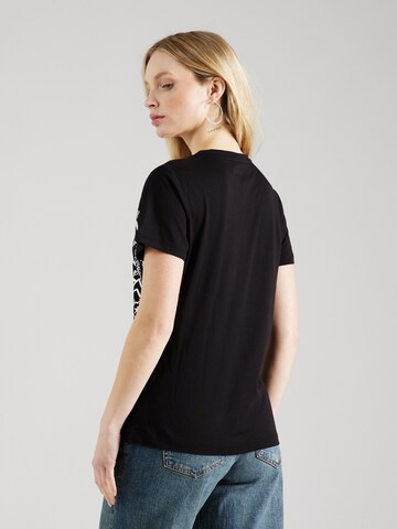 Tricou de la DKNY pe negru