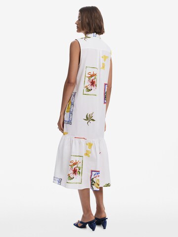 Robe Desigual en blanc