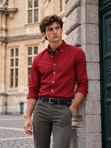 KING Essentials Regular fit Button Up Shirt 'The Tommy' in Red