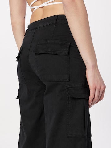 Urban Classics Wide leg Cargo Pants in Black