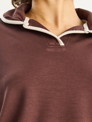 Bianco Lucci - Calças de fato em castanho