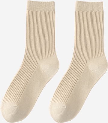 Millo Socks 'Cosy Steps' in Beige: front