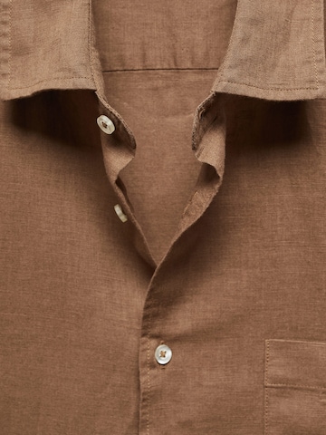 MANGO MAN Regular fit Button Up Shirt 'Ants' in Brown