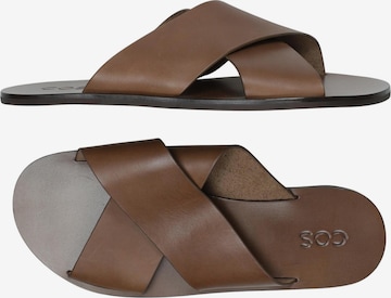 COS Sandalen 42 in Braun: Vorderseite