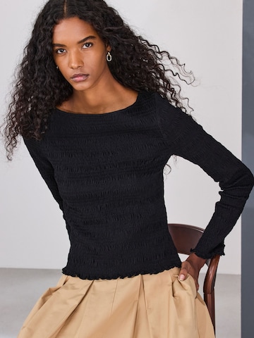 Next Блуза в черно