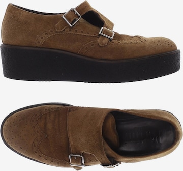 Pertini Flats & Loafers in 37 in Brown: front