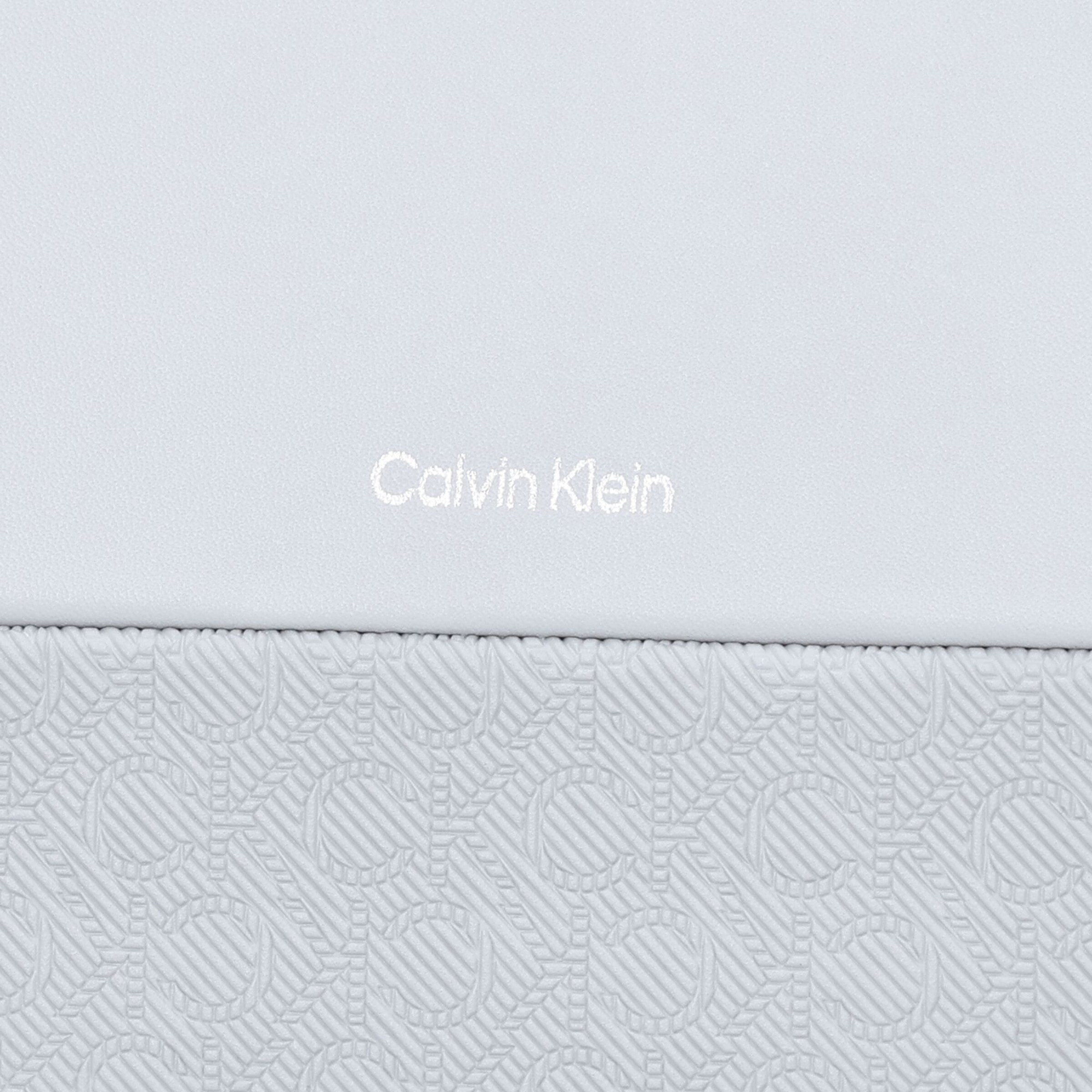 Calvin Klein Shoulder Bag in Grey