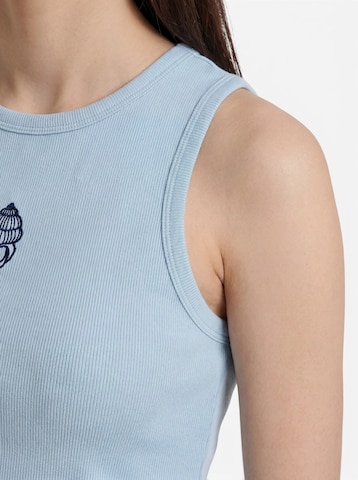 PIECES Top 'PCMAY' in Blue