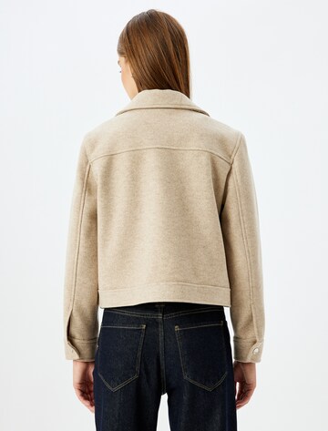 Koton Jacke in Beige