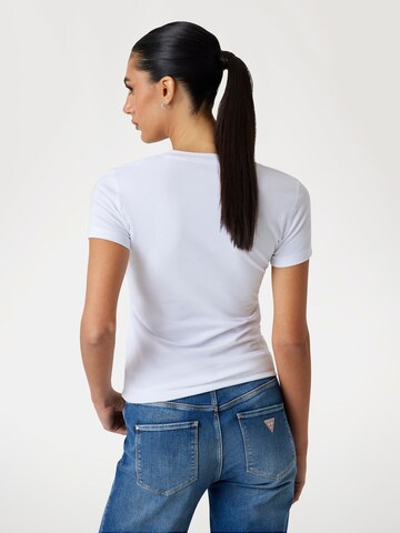 GUESS T-Shirt in Weiß