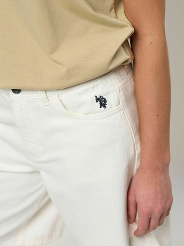 U.S. POLO ASSN. Regular Housut ' UWLexa ' värissä valkoinen