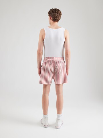 Kaotiko Regular Trousers in Red