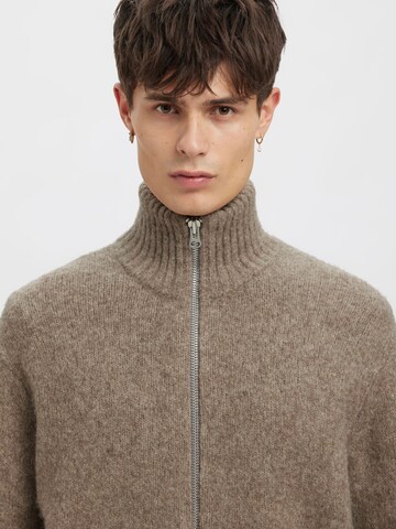 SELECTED Gebreid vest in Bruin