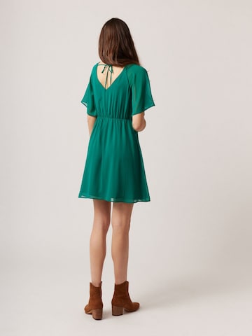 Robe 'Folia' NAF NAF en vert