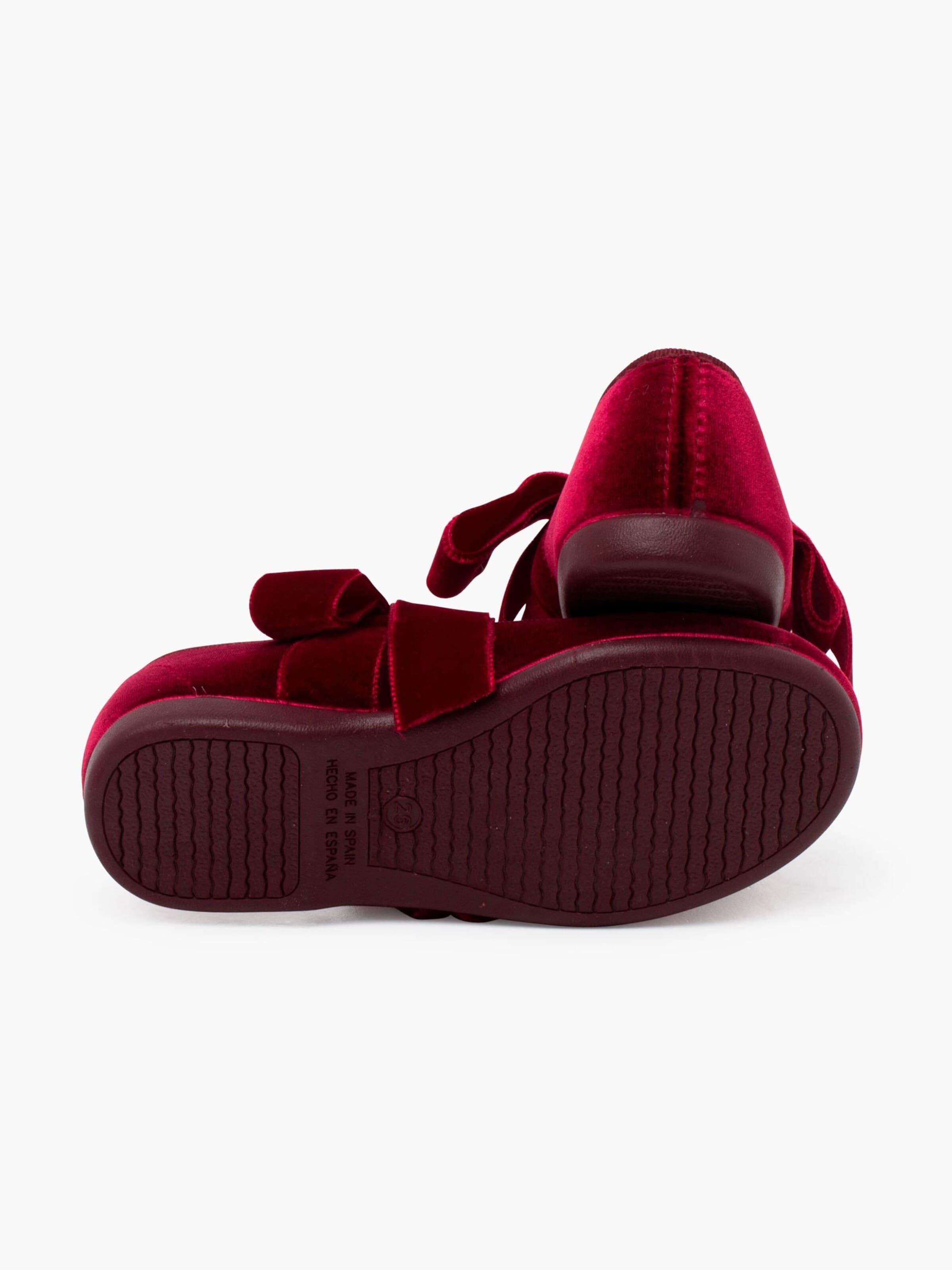 Ballerina di Pisamonas in rosso