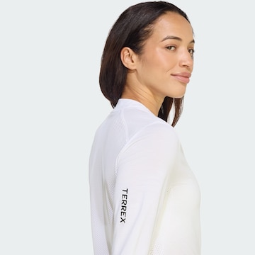 T-shirt fonctionnel 'Xperior' ADIDAS TERREX en blanc