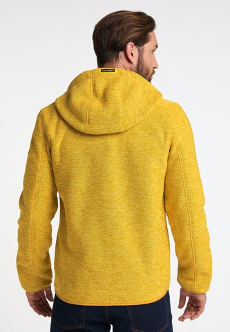 Schmuddelwedda - Chaqueta funcional en amarillo