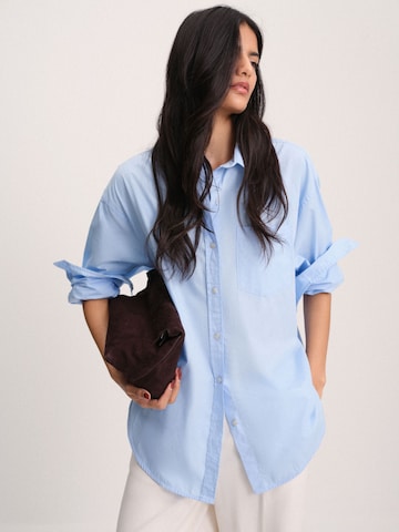 The Set Blouse in Blauw: voorkant
