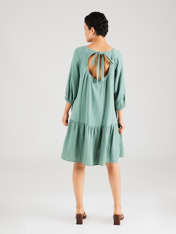 QS - Vestido em verde