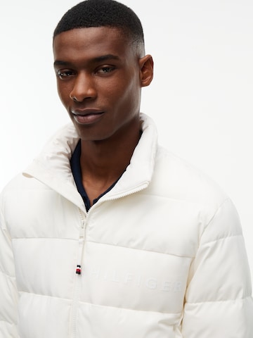 TOMMY HILFIGER Prehodna jakna | bela barva