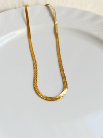 Kamakula Necklace in Gold