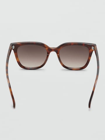 Ochelari de soare 'MISSI' de la MANGO pe maro