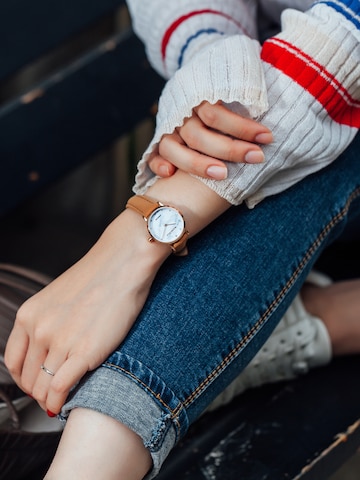 Victoria Hyde Analoginen kello 'Marble' värissä ruskea: etupuoli