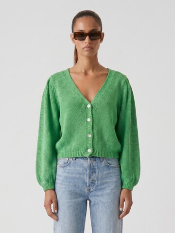 americandreams Strickjacke 'Manda'‌‌‌‌ in Grün: Vorderseite
