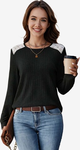 KoJooin Sweater in Black: front