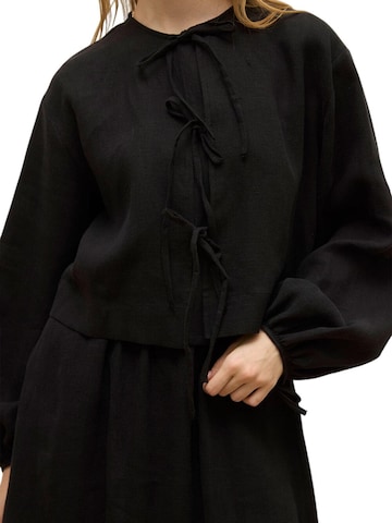 MANUKA Blouse in Black