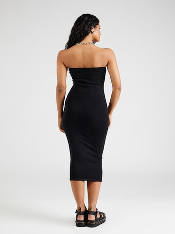 Gina Tricot Kleid in Schwarz