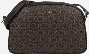 Calvin Klein Crossbody bag in Brown: front