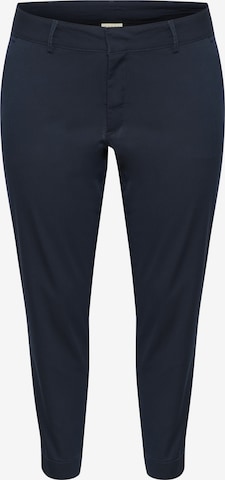 Pantalon chino KAFFE CURVE en bleu : devant