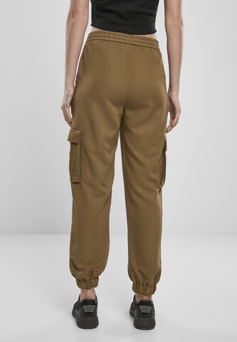 Tapered Pantaloni cargo di Urban Classics in verde