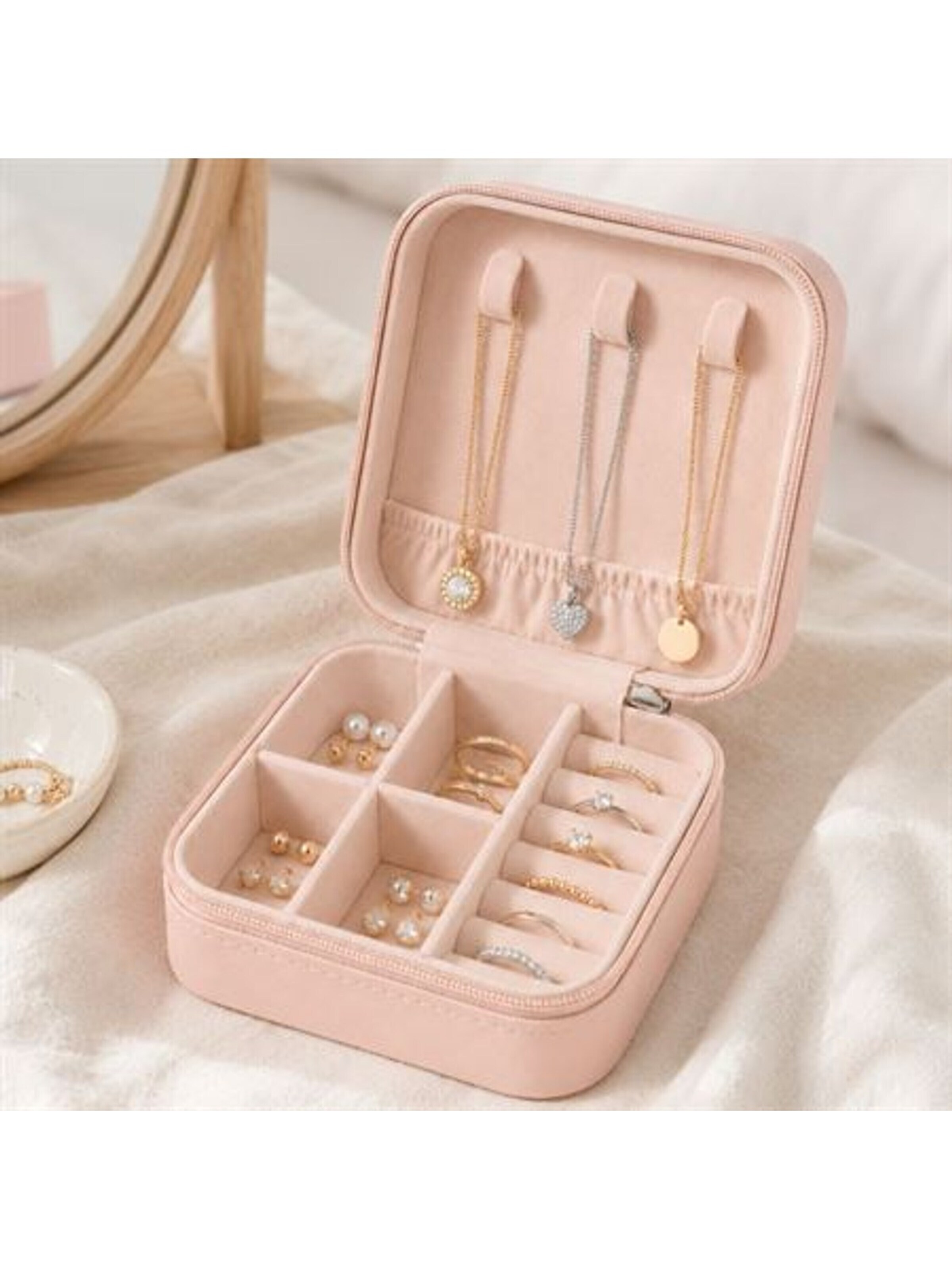 Portagioie di UNIQ Beauty in rosa