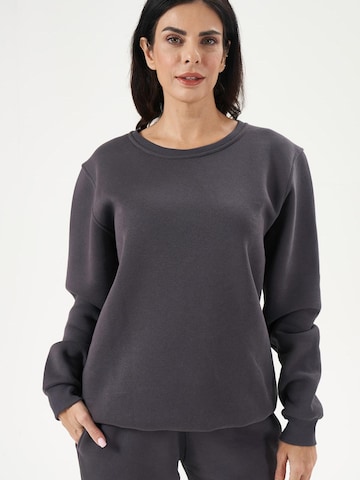 LOUIS LECLER Sweatshirt 'Avery' in Grijs