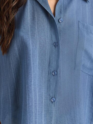 Bianco Lucci - Blusa em azul