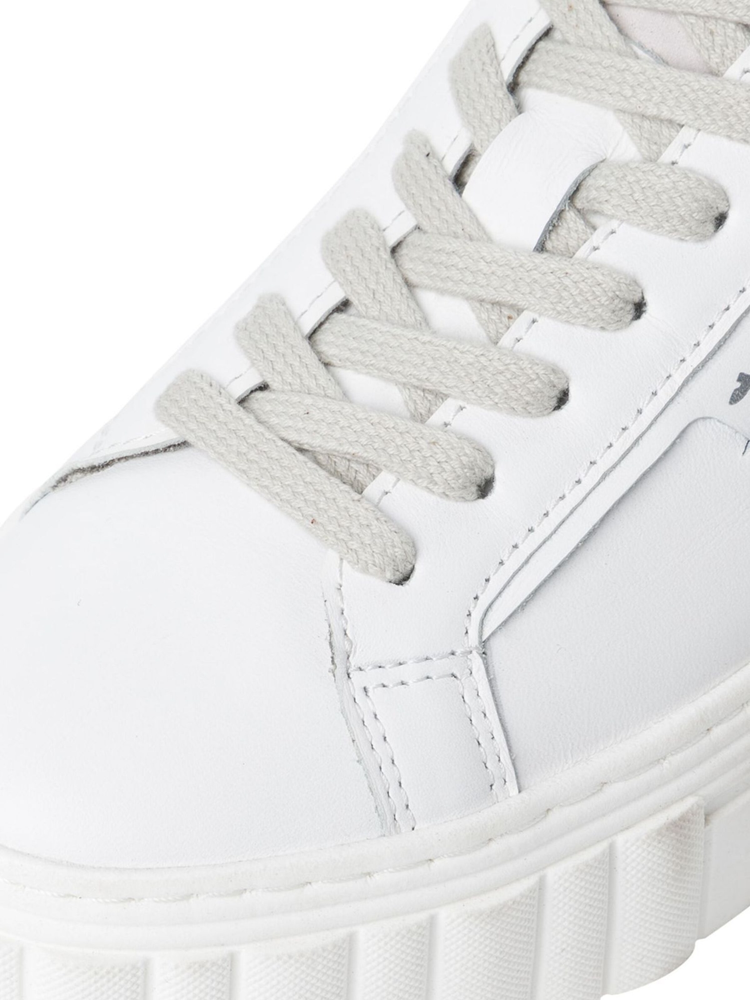 Baskets basses Tamaris en blanc