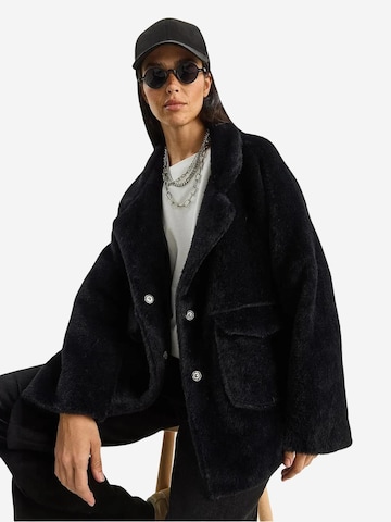 Bianco Lucci - Sobretudo de inverno em preto