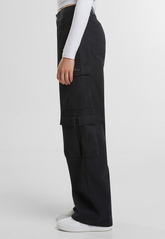 Loosefit Pantaloni cargo di Karl Kani in nero