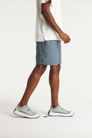 Shorts de bain 'Soll' CHASIN' en gris