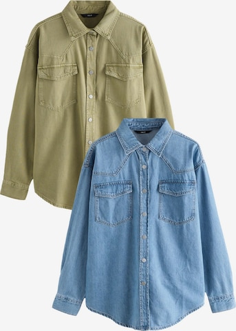 Next Pusero värissä sininen: etupuoli