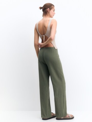 Pull&Bear regular Bukser i grøn