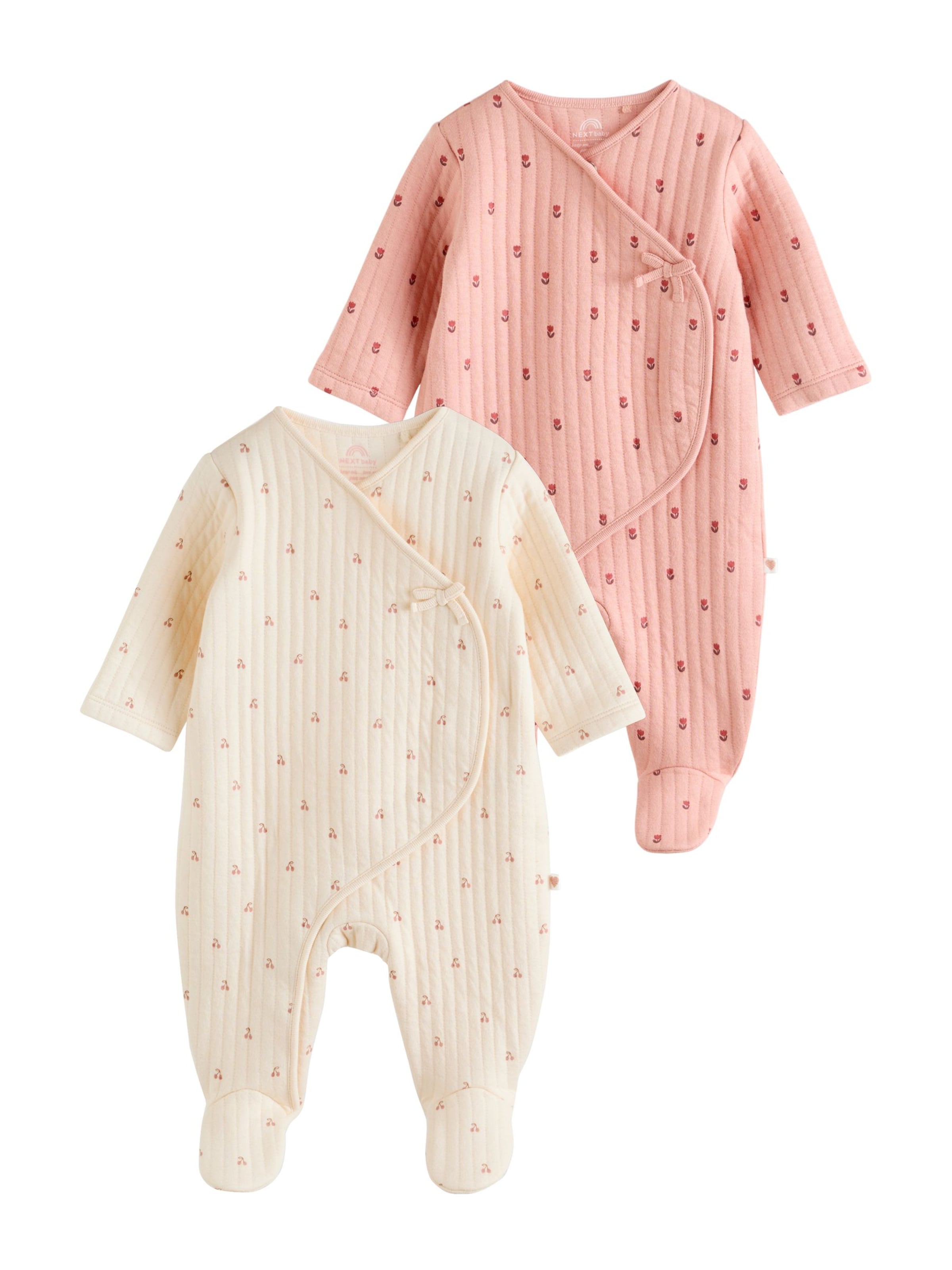 Pijamale de la Next pe roz: față