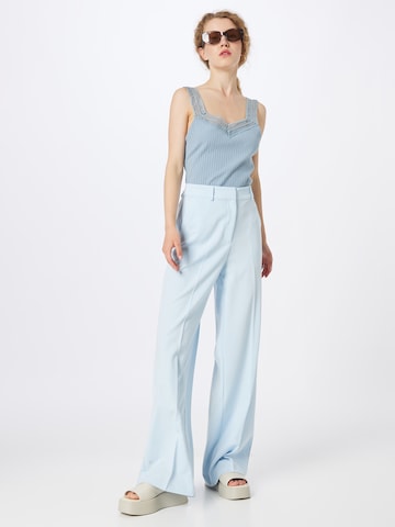 ABOUT YOU Top 'Lil' in Blau