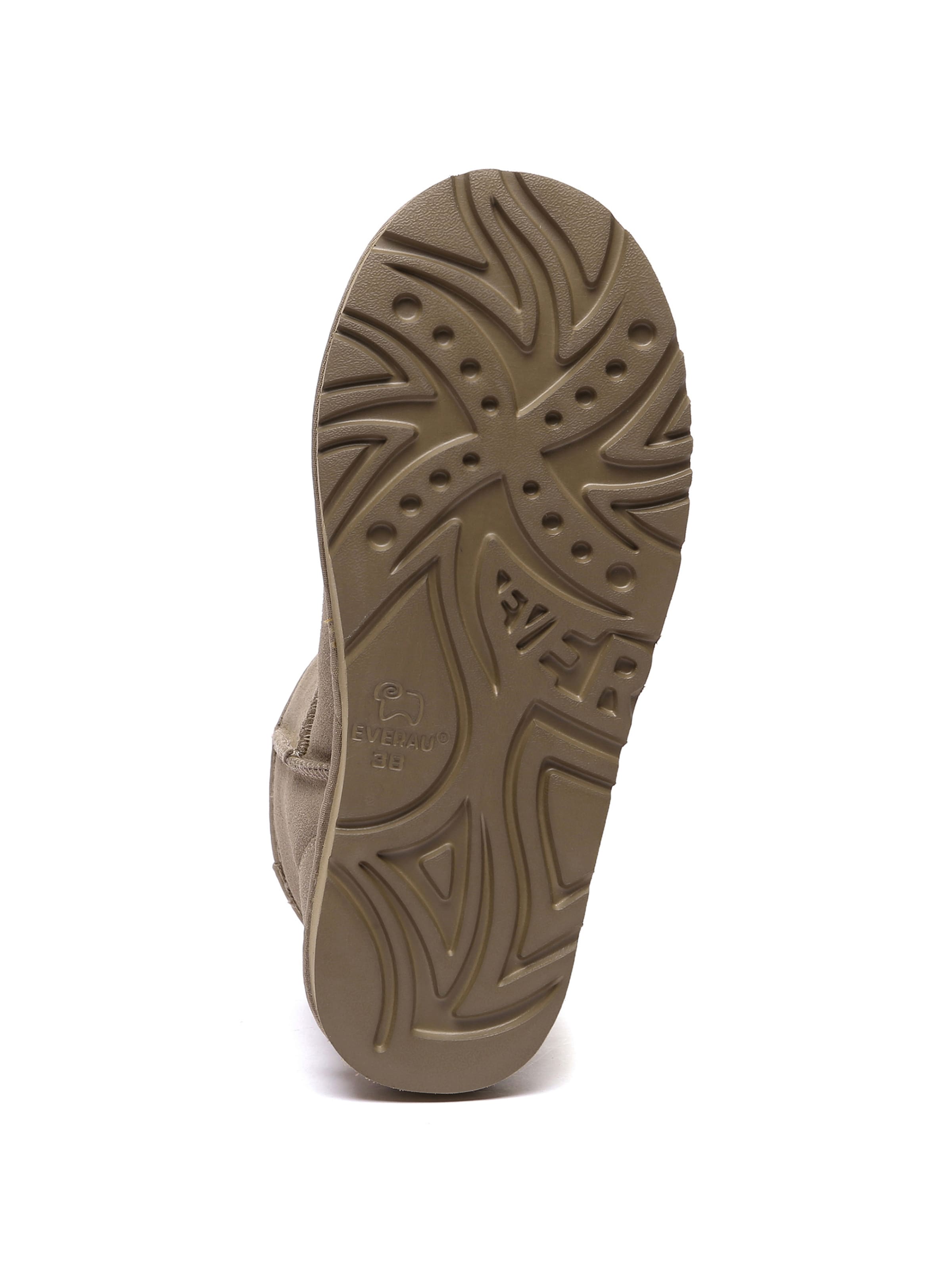 Everau Boots in Braun
