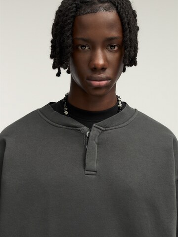 Pull&Bear Sweatshirt in Grijs