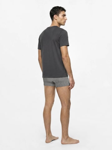 Pijama scurtă 'Ikon' de la Karl Lagerfeld pe gri
